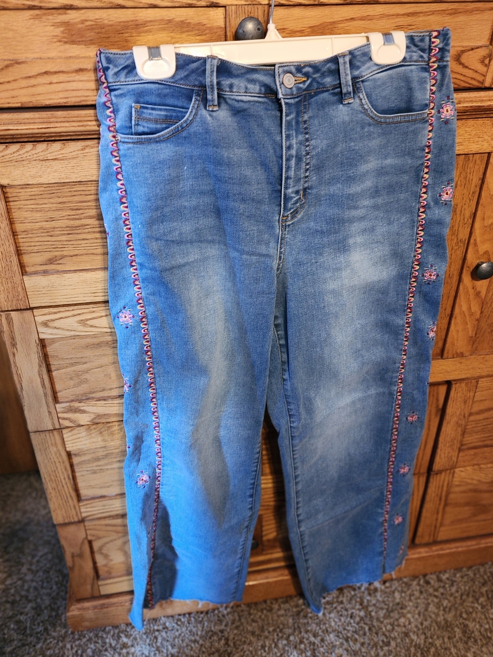 Tribal Blue Straight-Leg Jeans with Pink Side Embroidery